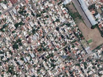Casa VENTA - 3 dormitorios 2 bañso -70mts2 totales  - Berazategui