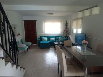 Casa en venta en Barrio Jardines de Escobar,  Escobar GBA Norte - 4 dormitorios