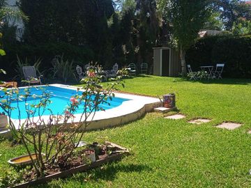 Casa en venta en Barrio Jardines de Escobar,  Escobar GBA Norte - 4 dormitorios