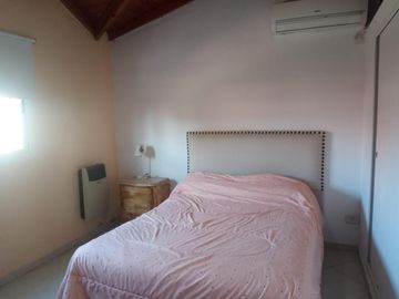 Casa en venta en Barrio Jardines de Escobar,  Escobar GBA Norte - 4 dormitorios