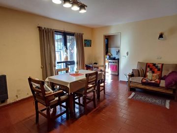 Casa PH Duplex 2 Ambientes con Cochera en Quilmes - Gelly Oben  225