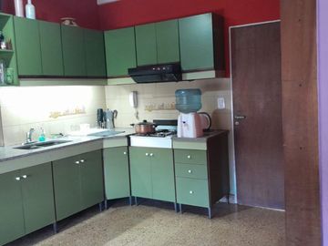 VENTA DE PH CON LOCAL COMERCIAL / VIVIENDA FAMILIAR