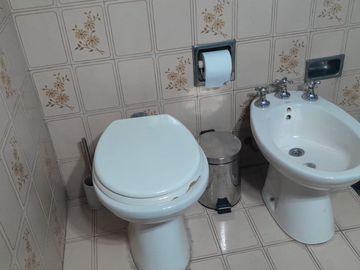 VENTA DE PH CON LOCAL COMERCIAL / VIVIENDA FAMILIAR