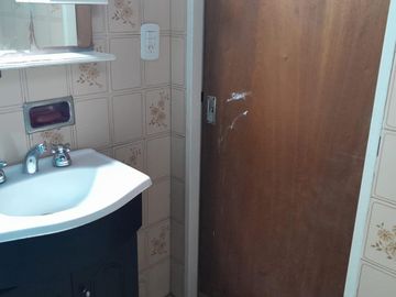 VENTA DE PH CON LOCAL COMERCIAL / VIVIENDA FAMILIAR