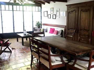 Casa de 3 dormitorios en venta - Lomas de Zamora Este