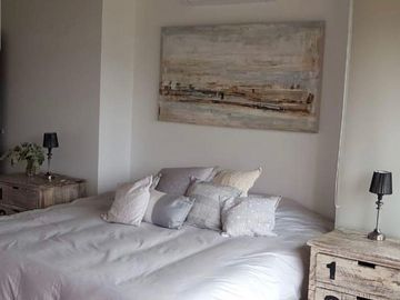 Casa en venta - 5 Dormitorios 4 Baños - Cocheras - 1.400Mts2 - Puerto del Águila, Córdoba