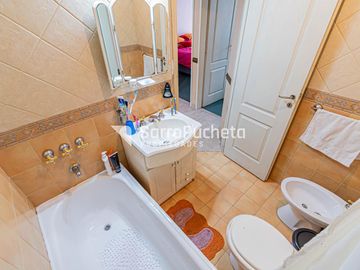 Venta triplex 5 ambientes en Ramos Mejía.