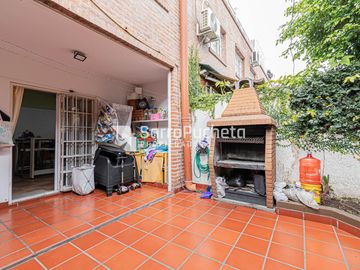 Venta triplex 5 ambientes en Ramos Mejía.
