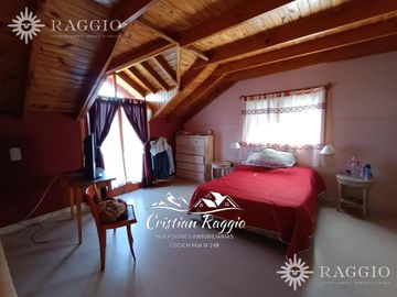 Casa de 5 ambientes en Golondrinas (FC-139)