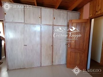 Casa de 5 ambientes en Golondrinas (FC-139)