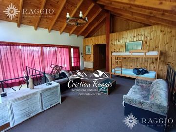Casa de 5 ambientes en Golondrinas (FC-139)