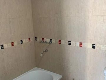 Departamento en venta - 1 Dormitorio 1 Baño - Cochera - 61Mts2 - Lomas de Zamora