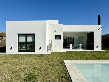 Casa en Venta Lagos de Canning