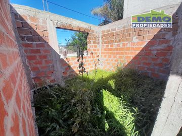 Casa en Garin