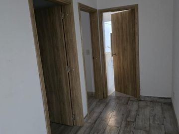 Casa 4 ambientes con increible vista en Canton Puerto - Escobar -PG