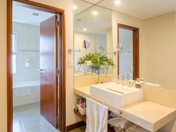 Venta casa 3 dormitorios Funes Hills Mirasoles