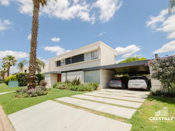 Venta casa 3 dormitorios Funes Hills Mirasoles