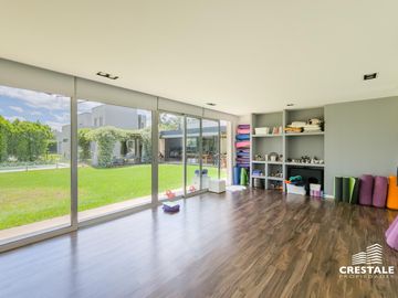 Venta casa 3 dormitorios Funes Hills Mirasoles