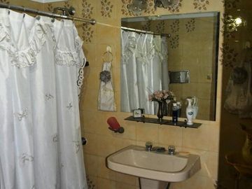 VENTA DE CASA 3 AMBIENTES EN LOMAS DEL MIRADOR