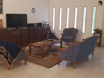 VENTA EXCELENTE CASA EN CERRO DE LAS ROSAS