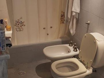 VENTA EXCELENTE CASA EN CERRO DE LAS ROSAS