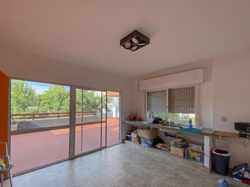 Casa de 2 dormitorios en venta en Arroyito