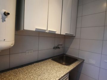 Venta Casa 5 ambientes cochera parque pileta en Vicente Casares