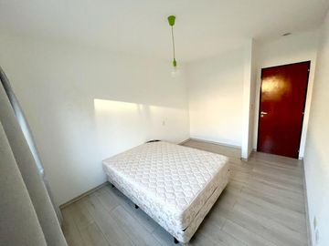 Venta Casa 5 ambientes cochera parque pileta en Vicente Casares