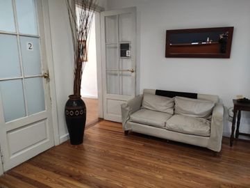 SEMIPISO FRANCES - 4 DORMITORIOS- VENTA - 5 Ambientes - Tribunales