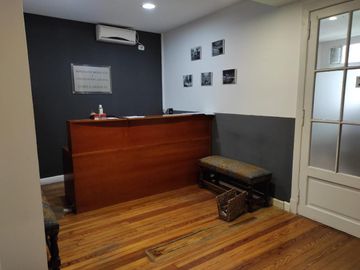 SEMIPISO FRANCES - 4 DORMITORIOS- VENTA - 5 Ambientes - Tribunales
