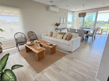 Casa en venta - 3 Dormitorios 2 Baños - 720mts2 - Pueblos del Plata, Guillermo E. Hudson