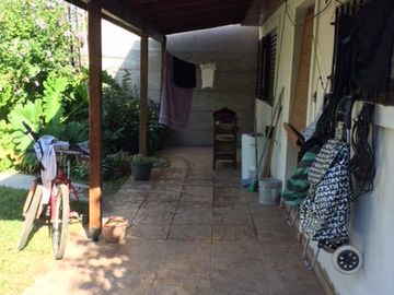 Casa en Venta en 136/467 Y 468 City Bell - Alberto Dacal Propiedades