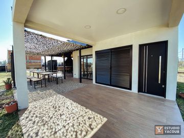 Quinta en venta - 600Mts2 - Arana [FINANCIADA]