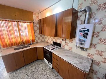 Departamento en venta - 4 Dormitorios 3 Baños - 100Mts2 - Rosario