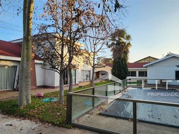 Casa en Venta en (KRM13226) Casa a pasos de Plaza las Américas, a 1 cuadra del Troncal Urbano