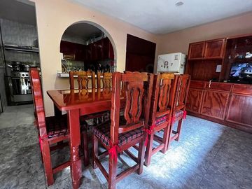 CASA EN VENTA, IZTAPALAPA, CIUDAD DE MÉXICO, 4 RECAMARAS Y 4 ESTACIONAMIENTOS