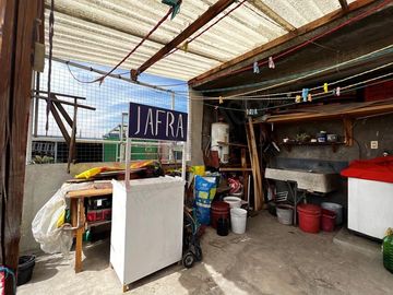 CASA EN VENTA, IZTAPALAPA, CIUDAD DE MÉXICO, 4 RECAMARAS Y 4 ESTACIONAMIENTOS
