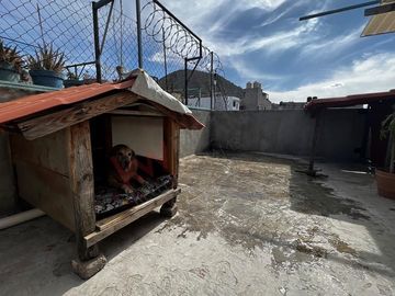 CASA EN VENTA, IZTAPALAPA, CIUDAD DE MÉXICO, 4 RECAMARAS Y 4 ESTACIONAMIENTOS