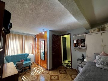 CASA EN VENTA, IZTAPALAPA, CIUDAD DE MÉXICO, 4 RECAMARAS Y 4 ESTACIONAMIENTOS