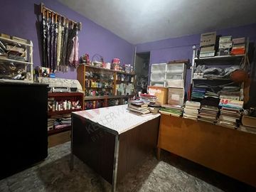 CASA EN VENTA, IZTAPALAPA, CIUDAD DE MÉXICO, 4 RECAMARAS Y 4 ESTACIONAMIENTOS