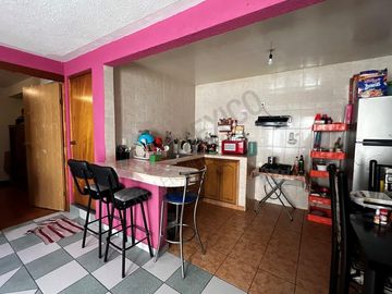 CASA EN VENTA, IZTAPALAPA, CIUDAD DE MÉXICO, 4 RECAMARAS Y 4 ESTACIONAMIENTOS