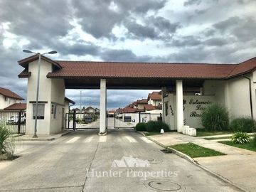 Casa en Venta en condominio la estancia , sector las rastras , frente al lider express de las rastras