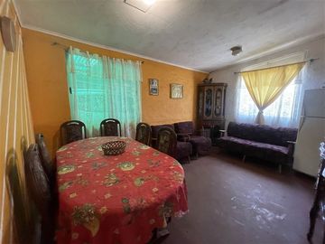 Casa en Venta en Av Macul con Los Espinos
