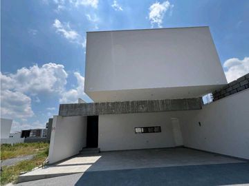 Casa en Venta Altares Residencial Santiago