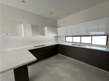 Casa en Venta Altares Residencial Santiago