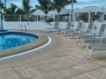 VENTA CASA DE PLAYA PUNTA CARNERO SANTA ELENA- OPORTUNIDAD PARA INVERSIÓN