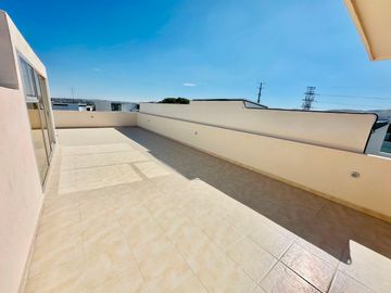 ELGANTE CASA EN VENTA EN PARQUE SAN JOSÉ