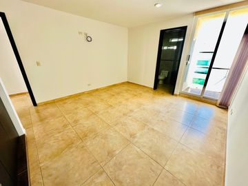 ELGANTE CASA EN VENTA EN PARQUE SAN JOSÉ