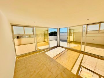 ELGANTE CASA EN VENTA EN PARQUE SAN JOSÉ