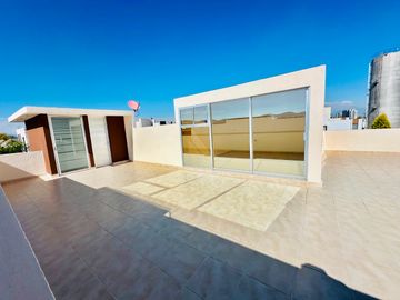 ELGANTE CASA EN VENTA EN PARQUE SAN JOSÉ
